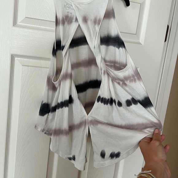 EUC Women’s We the Free by Free People open back tank top size medium - Picture 4 of 6